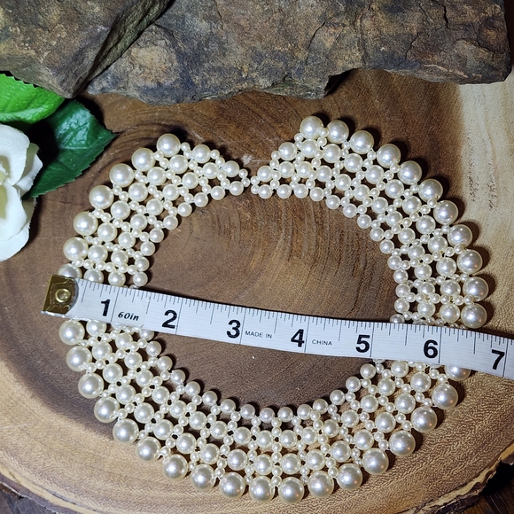 Elegant Faux Pearl Bib Collar Accent Piece - Picture 5 of 8